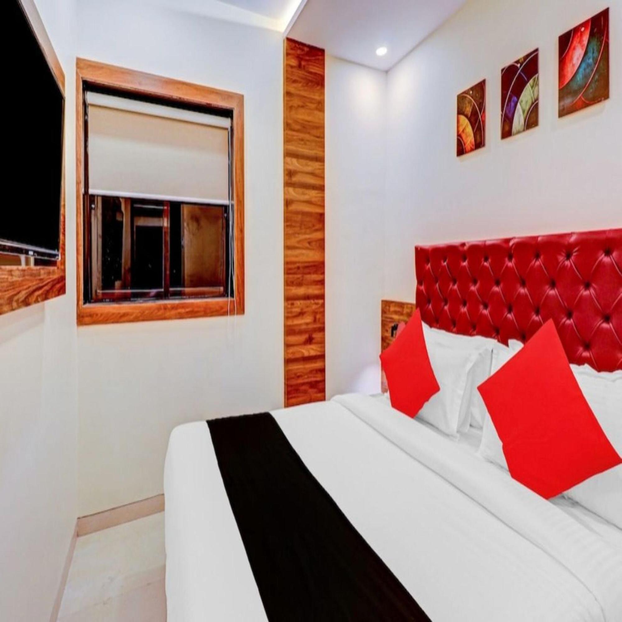 Hotel Elegant - Mohammed Ali Road - Mumbai — Photos 2